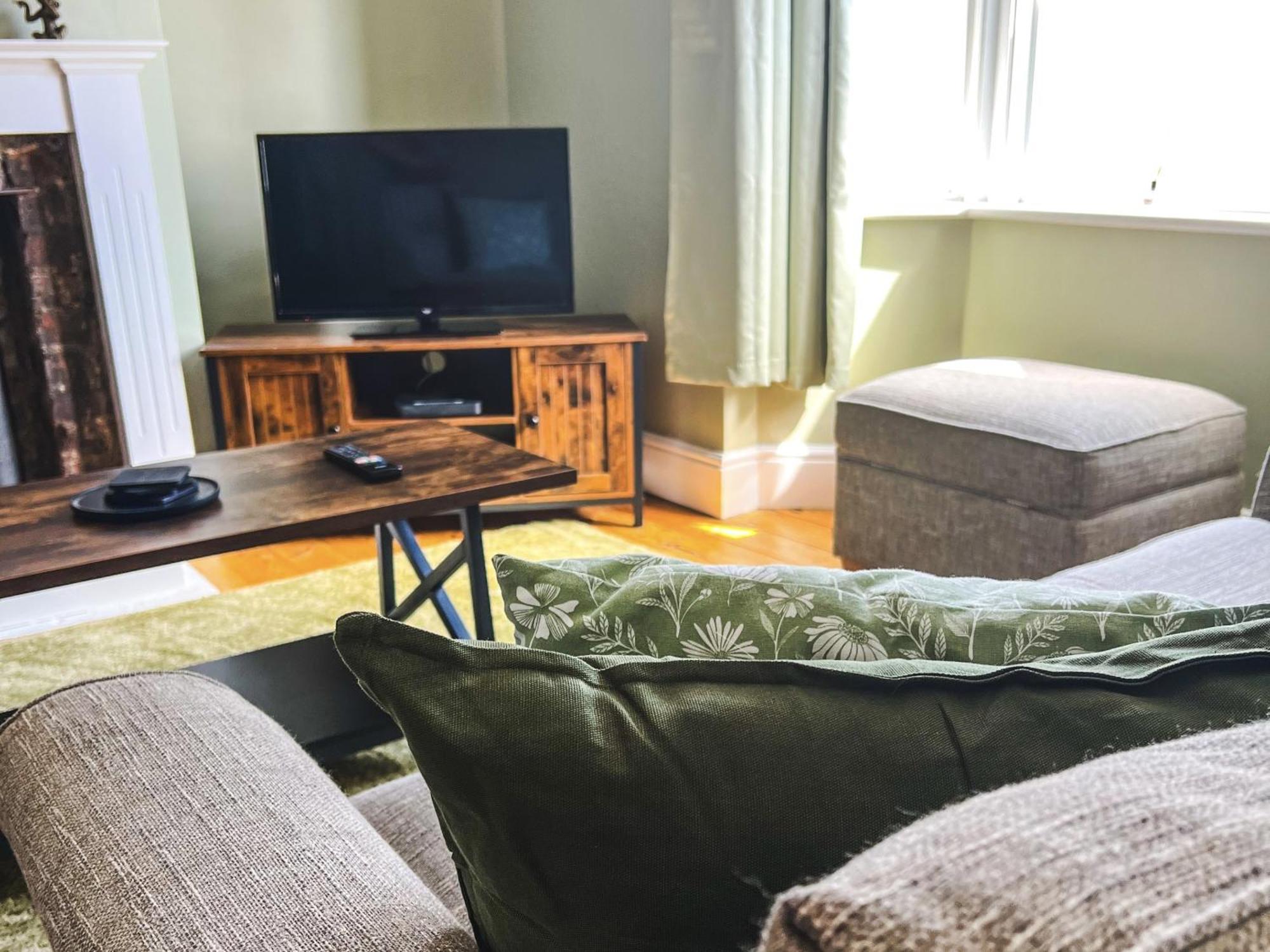 Cecil House - Stylish 2-Bed, Sleeps 5 Guests, Free Parking, Close To Cathedral, Bars & Restaurants 링컨 외부 사진