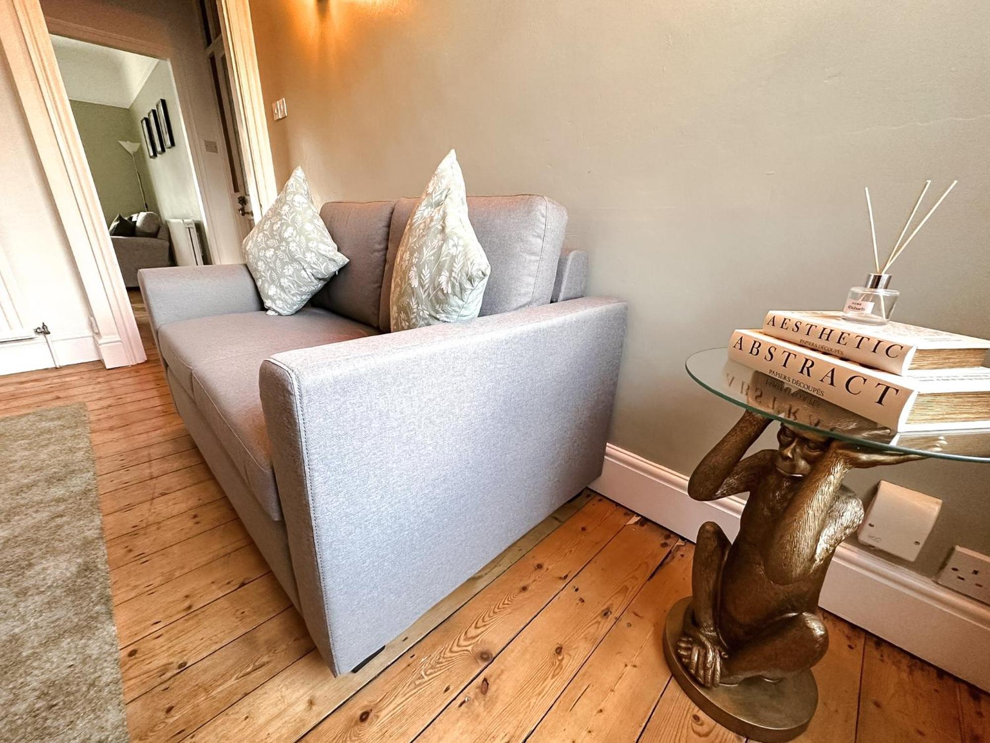 Cecil House - Stylish 2-Bed, Sleeps 5 Guests, Free Parking, Close To Cathedral, Bars & Restaurants 링컨 외부 사진